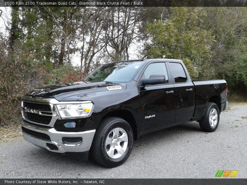 Front 3/4 View of 2020 1500 Tradesman Quad Cab