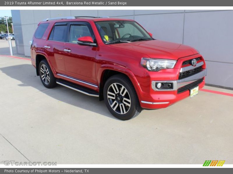 Front 3/4 View of 2019 4Runner Limited 4x4