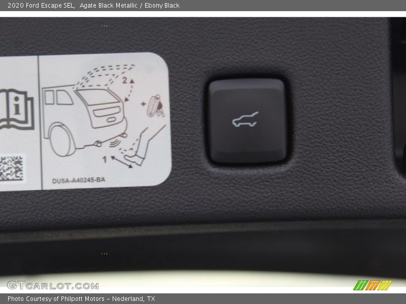 Agate Black Metallic / Ebony Black 2020 Ford Escape SEL