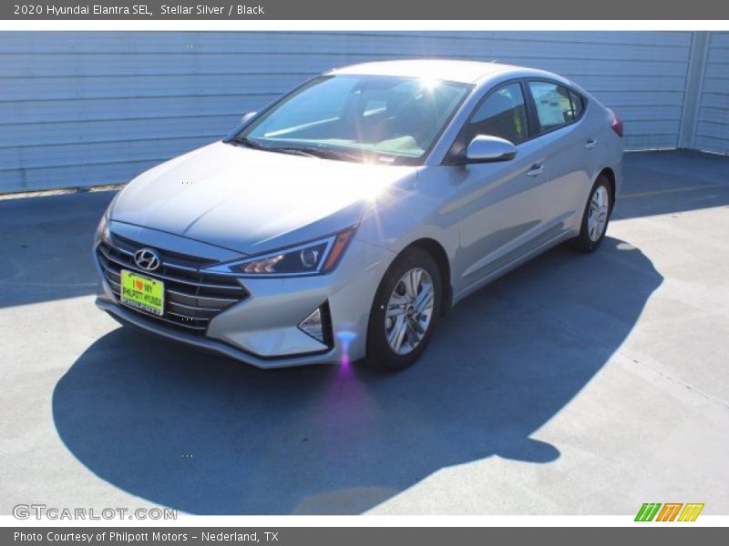 Stellar Silver / Black 2020 Hyundai Elantra SEL