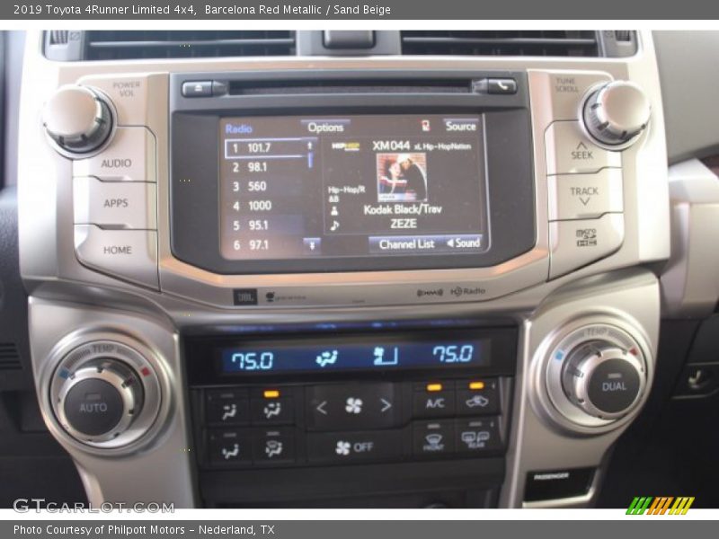 Controls of 2019 4Runner Limited 4x4