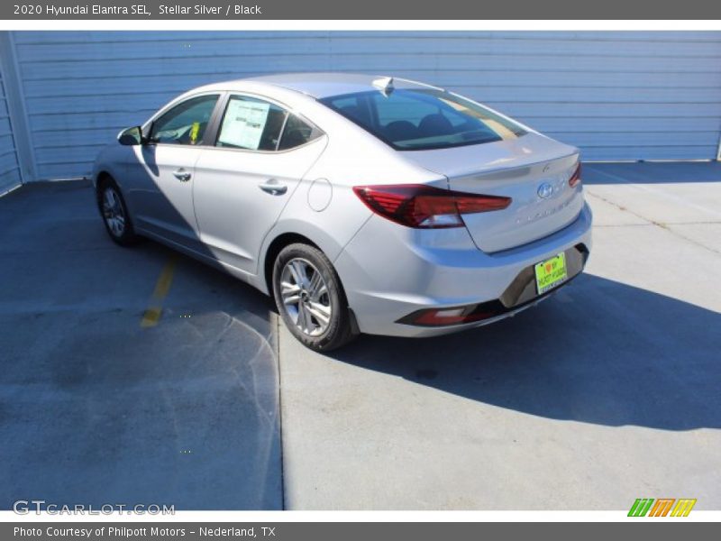 Stellar Silver / Black 2020 Hyundai Elantra SEL