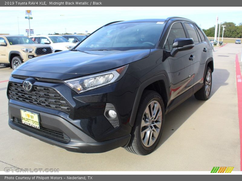 Midnight Black Metallic / Black 2019 Toyota RAV4 XLE