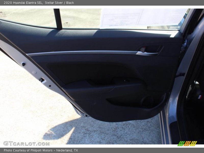 Stellar Silver / Black 2020 Hyundai Elantra SEL