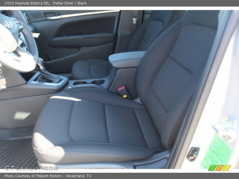 Stellar Silver / Black 2020 Hyundai Elantra SEL
