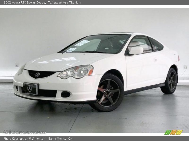 Front 3/4 View of 2002 RSX Sports Coupe