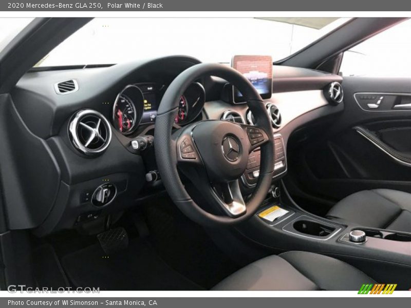 Polar White / Black 2020 Mercedes-Benz GLA 250