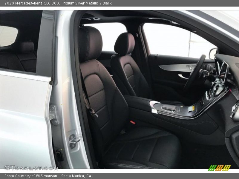 Iridium Silver Metallic / Black 2020 Mercedes-Benz GLC 300