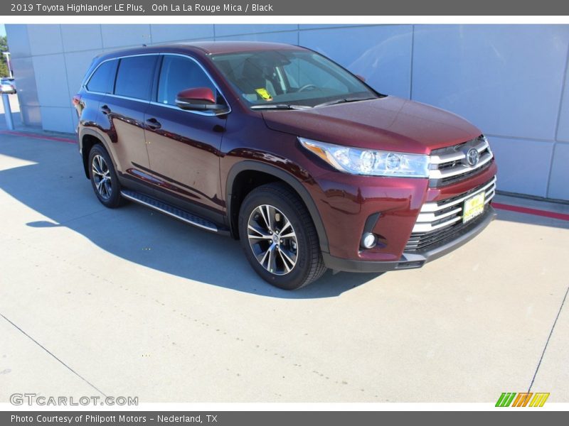 Ooh La La Rouge Mica / Black 2019 Toyota Highlander LE Plus