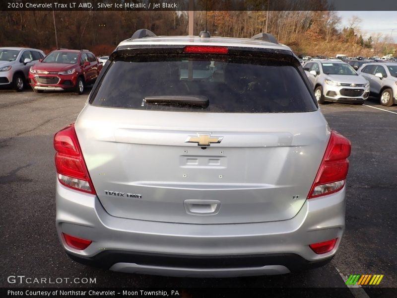 Silver Ice Metallic / Jet Black 2020 Chevrolet Trax LT AWD
