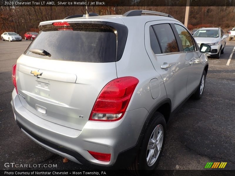 Silver Ice Metallic / Jet Black 2020 Chevrolet Trax LT AWD