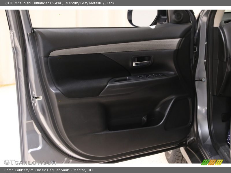 Mercury Gray Metallic / Black 2018 Mitsubishi Outlander ES AWC