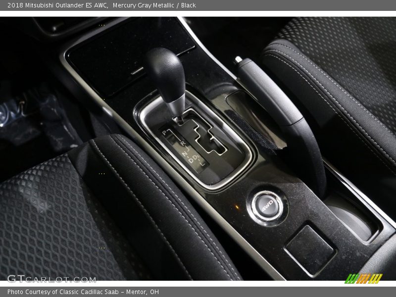 Mercury Gray Metallic / Black 2018 Mitsubishi Outlander ES AWC