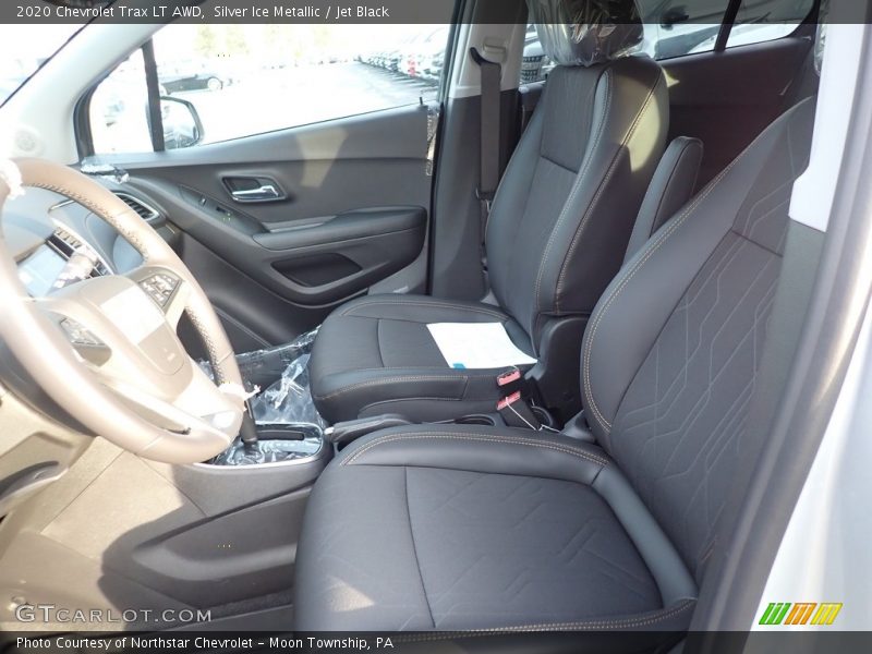 Silver Ice Metallic / Jet Black 2020 Chevrolet Trax LT AWD