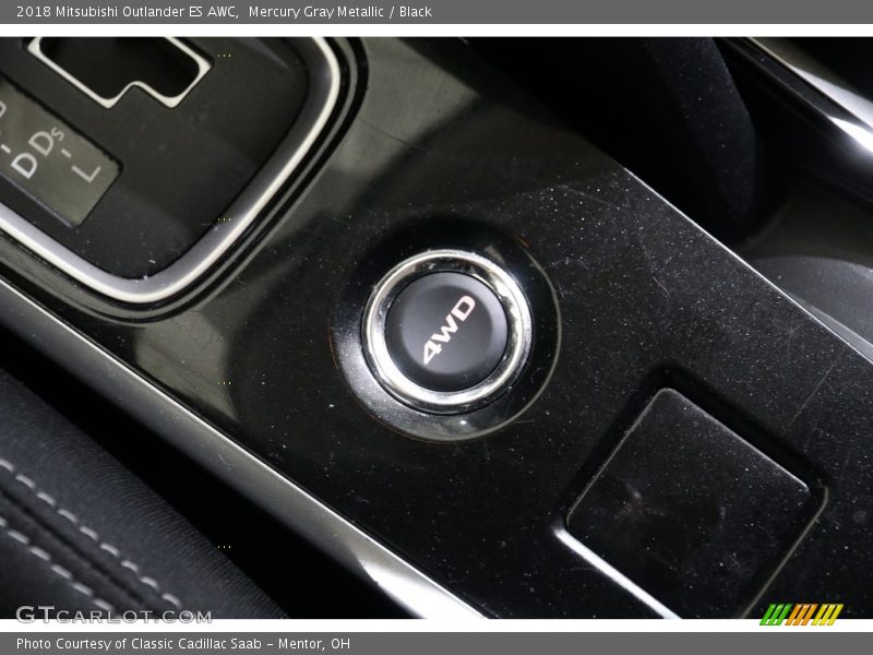 Mercury Gray Metallic / Black 2018 Mitsubishi Outlander ES AWC