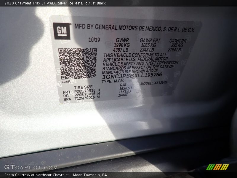 Silver Ice Metallic / Jet Black 2020 Chevrolet Trax LT AWD