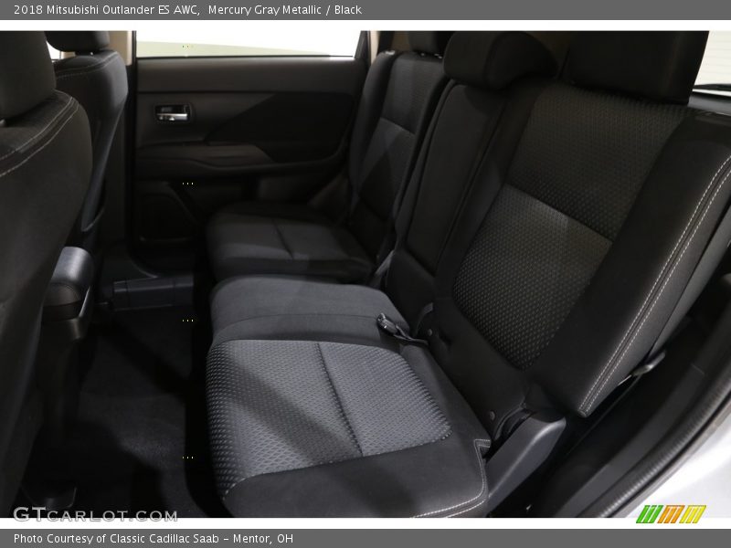Mercury Gray Metallic / Black 2018 Mitsubishi Outlander ES AWC