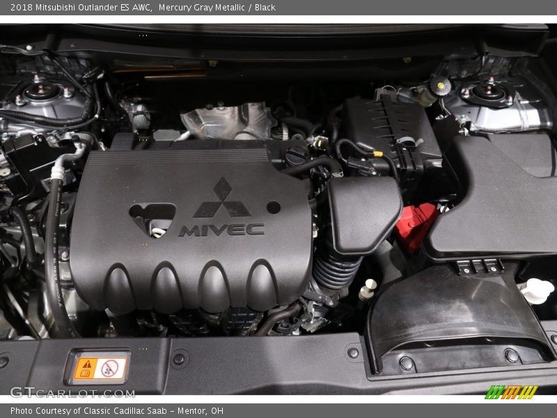 Mercury Gray Metallic / Black 2018 Mitsubishi Outlander ES AWC