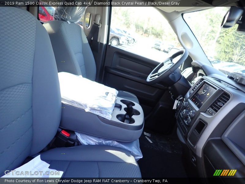 Diamond Black Crystal Pearl / Black/Diesel Gray 2019 Ram 1500 Classic Express Quad Cab 4x4