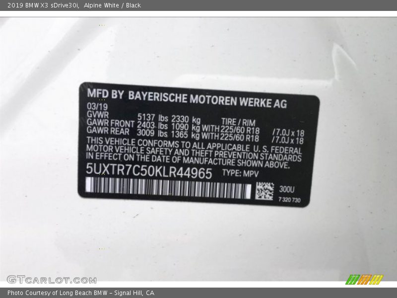 Alpine White / Black 2019 BMW X3 sDrive30i
