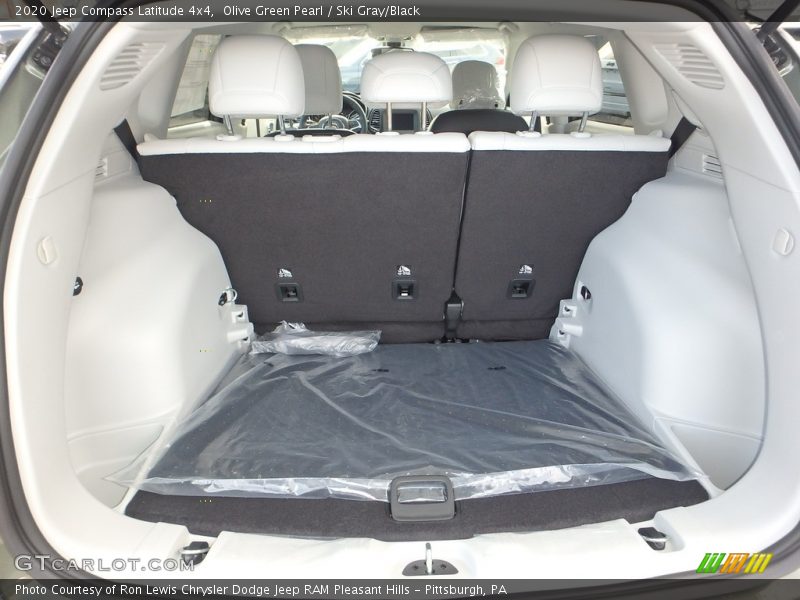  2020 Compass Latitude 4x4 Trunk