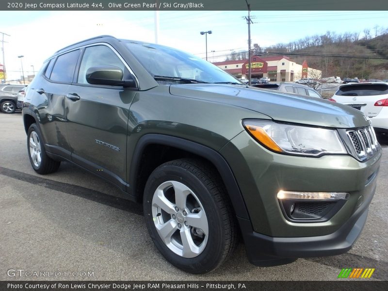 Olive Green Pearl / Ski Gray/Black 2020 Jeep Compass Latitude 4x4