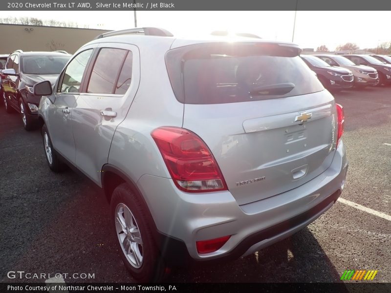 Silver Ice Metallic / Jet Black 2020 Chevrolet Trax LT AWD