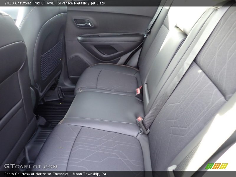 Silver Ice Metallic / Jet Black 2020 Chevrolet Trax LT AWD