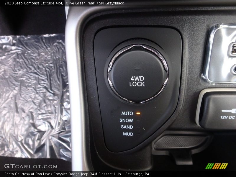 Controls of 2020 Compass Latitude 4x4