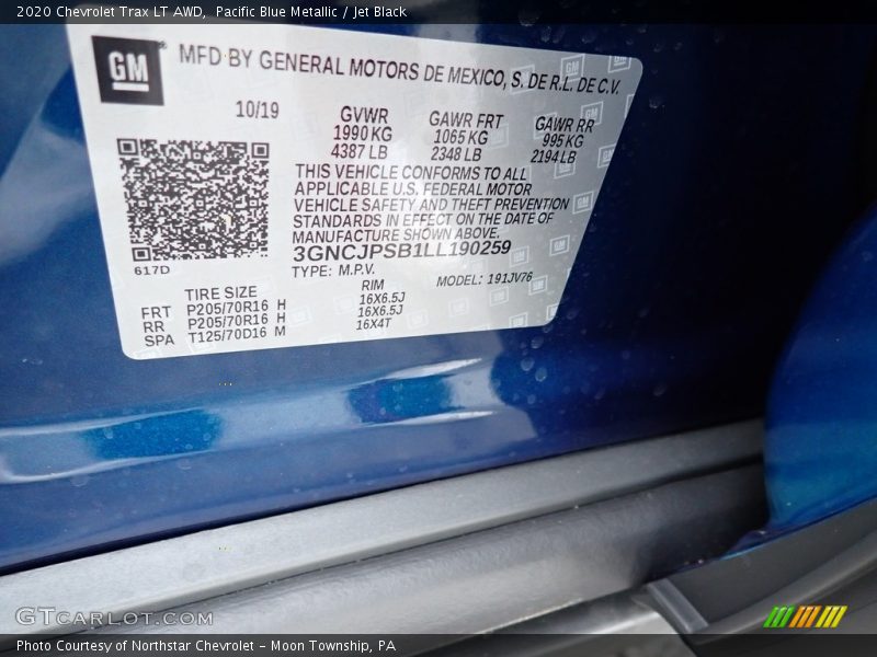 Pacific Blue Metallic / Jet Black 2020 Chevrolet Trax LT AWD