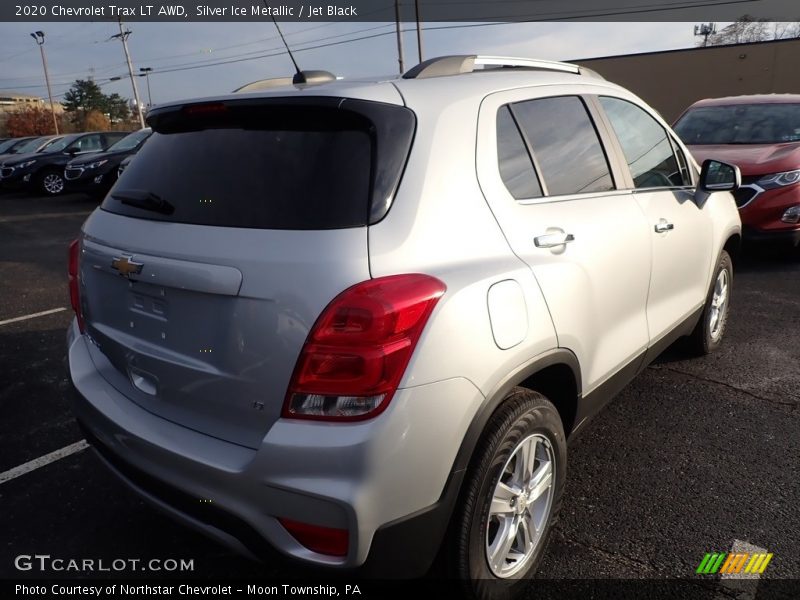 Silver Ice Metallic / Jet Black 2020 Chevrolet Trax LT AWD