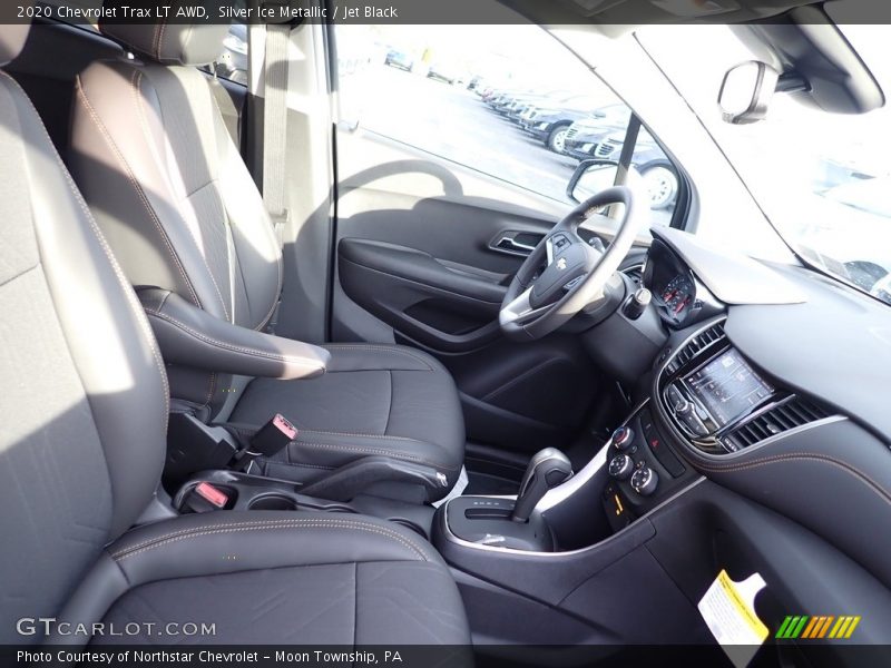 Silver Ice Metallic / Jet Black 2020 Chevrolet Trax LT AWD