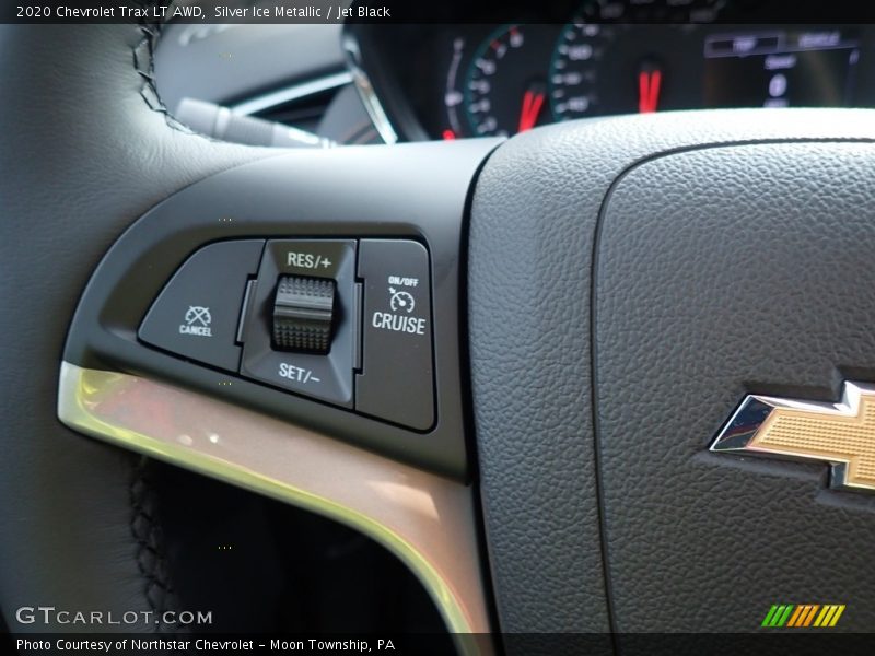  2020 Trax LT AWD Steering Wheel