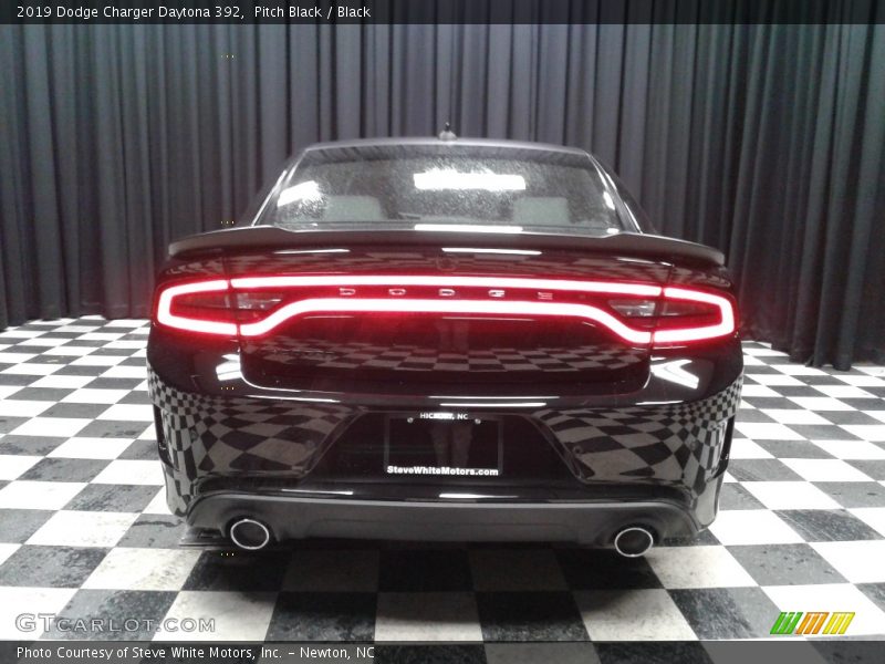 Pitch Black / Black 2019 Dodge Charger Daytona 392