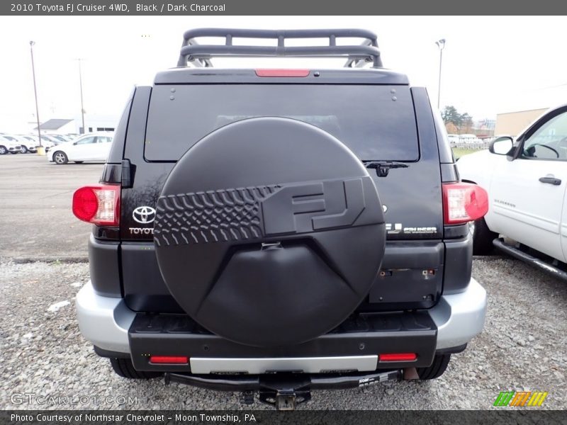 Black / Dark Charcoal 2010 Toyota FJ Cruiser 4WD