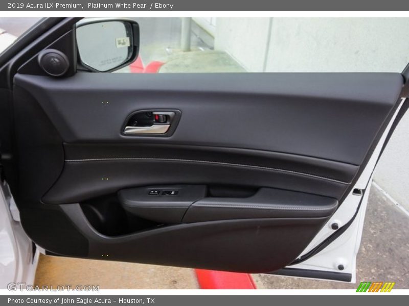Platinum White Pearl / Ebony 2019 Acura ILX Premium
