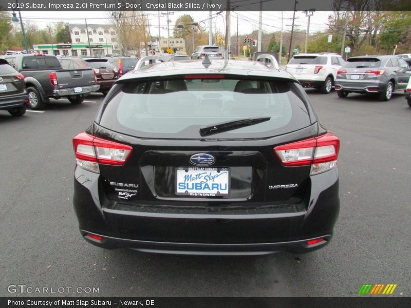 Crystal Black Silica / Ivory 2019 Subaru Impreza 2.0i Premium 5-Door