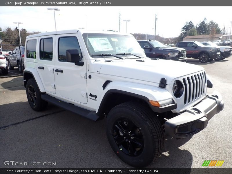 Bright White / Black 2020 Jeep Wrangler Unlimited Sahara 4x4