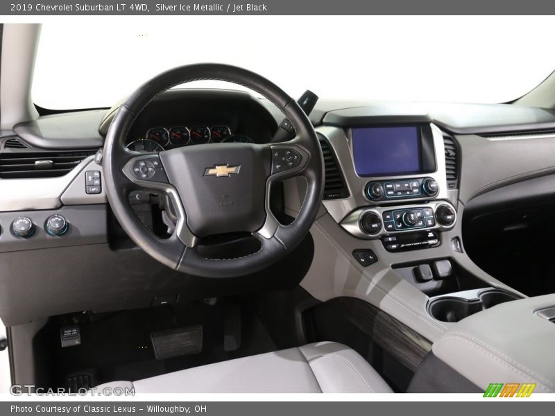 Silver Ice Metallic / Jet Black 2019 Chevrolet Suburban LT 4WD