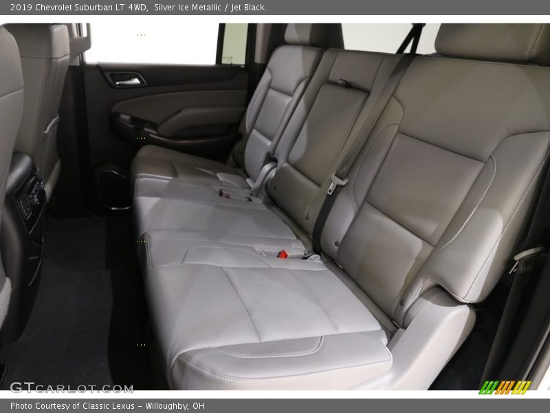 Silver Ice Metallic / Jet Black 2019 Chevrolet Suburban LT 4WD
