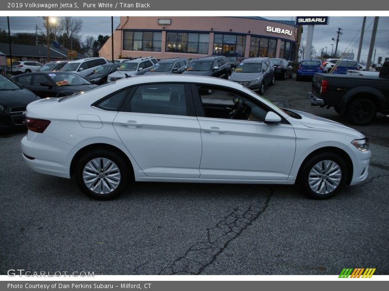 Pure White / Titan Black 2019 Volkswagen Jetta S