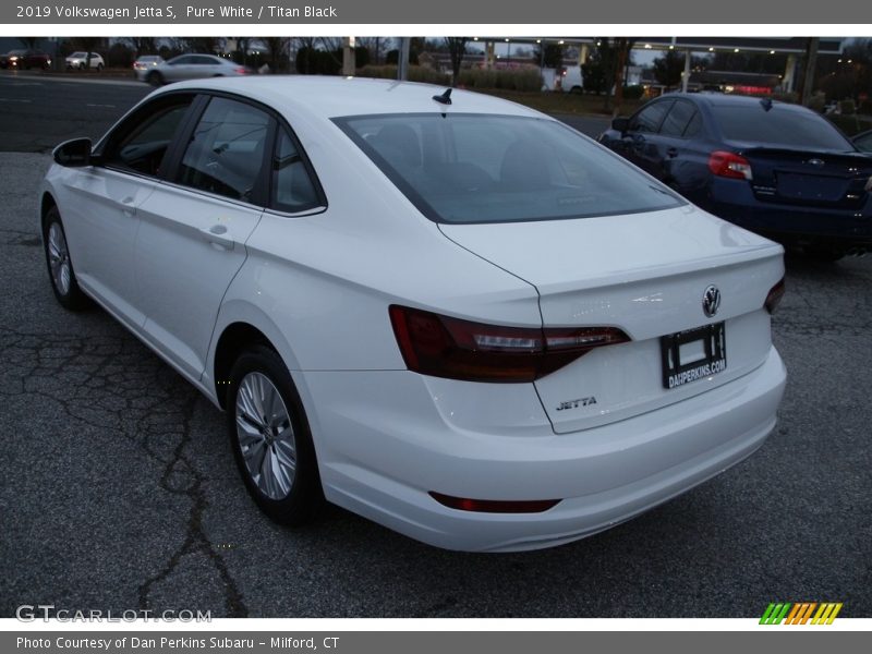 Pure White / Titan Black 2019 Volkswagen Jetta S