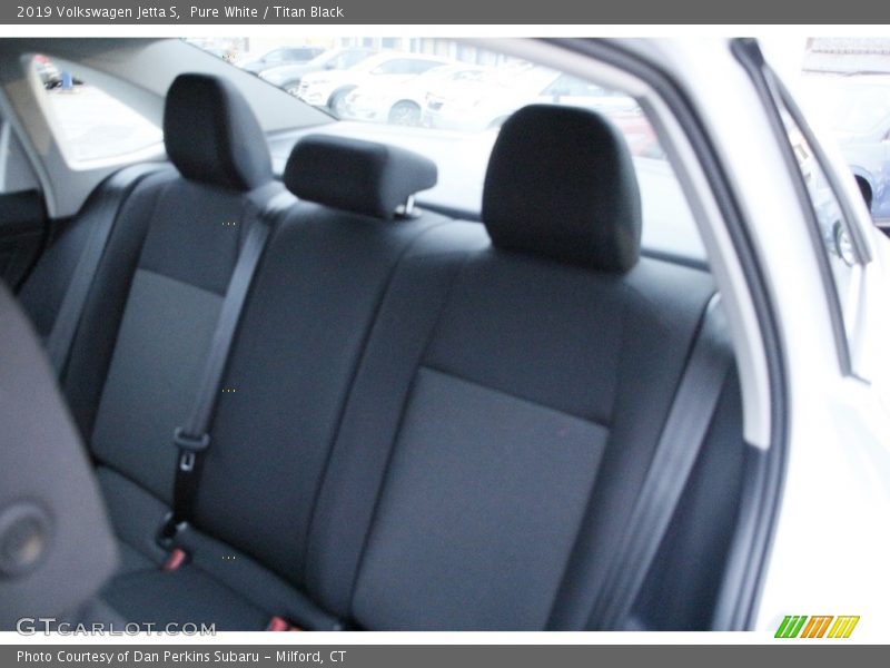 Pure White / Titan Black 2019 Volkswagen Jetta S
