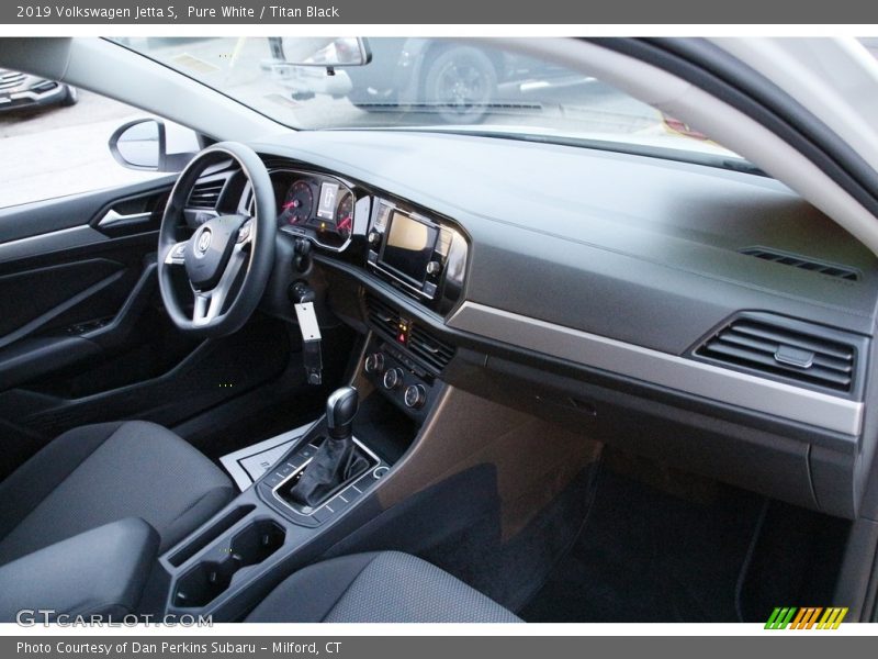 Pure White / Titan Black 2019 Volkswagen Jetta S