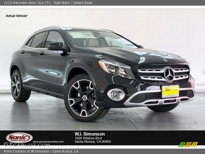 Night Black / Sahara Beige 2020 Mercedes-Benz GLA 250