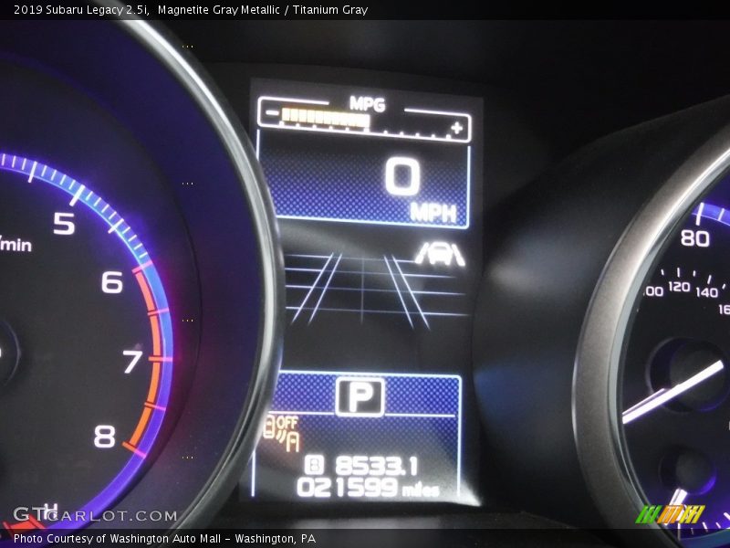 Magnetite Gray Metallic / Titanium Gray 2019 Subaru Legacy 2.5i