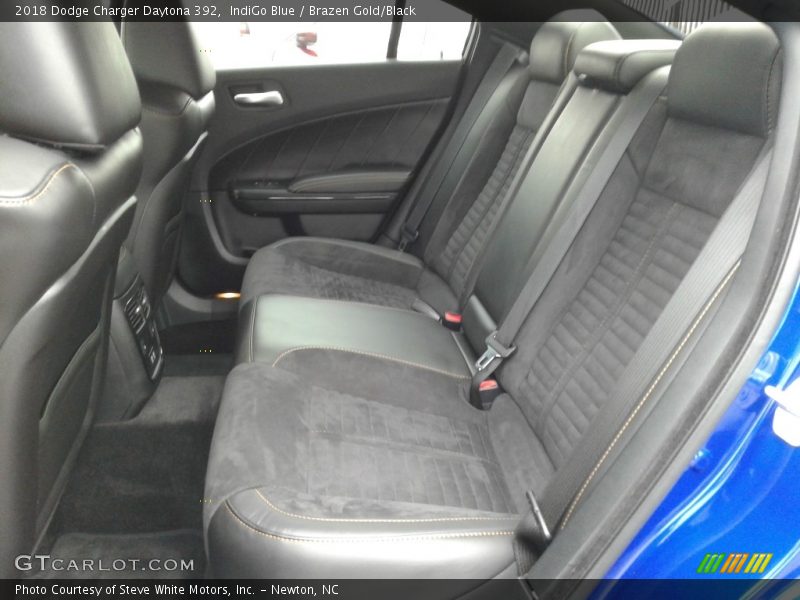IndiGo Blue / Brazen Gold/Black 2018 Dodge Charger Daytona 392
