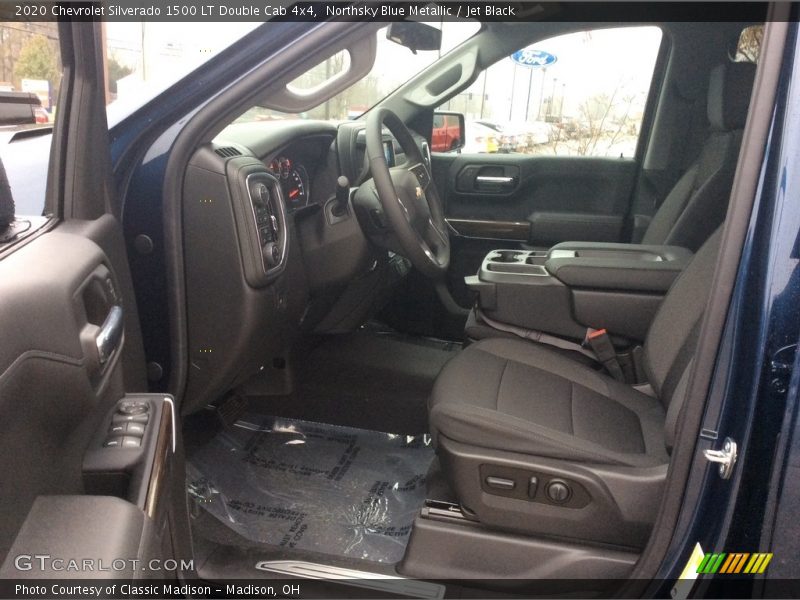 Front Seat of 2020 Silverado 1500 LT Double Cab 4x4