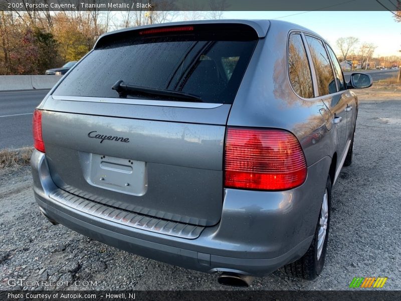 Titanium Metallic / Black 2005 Porsche Cayenne