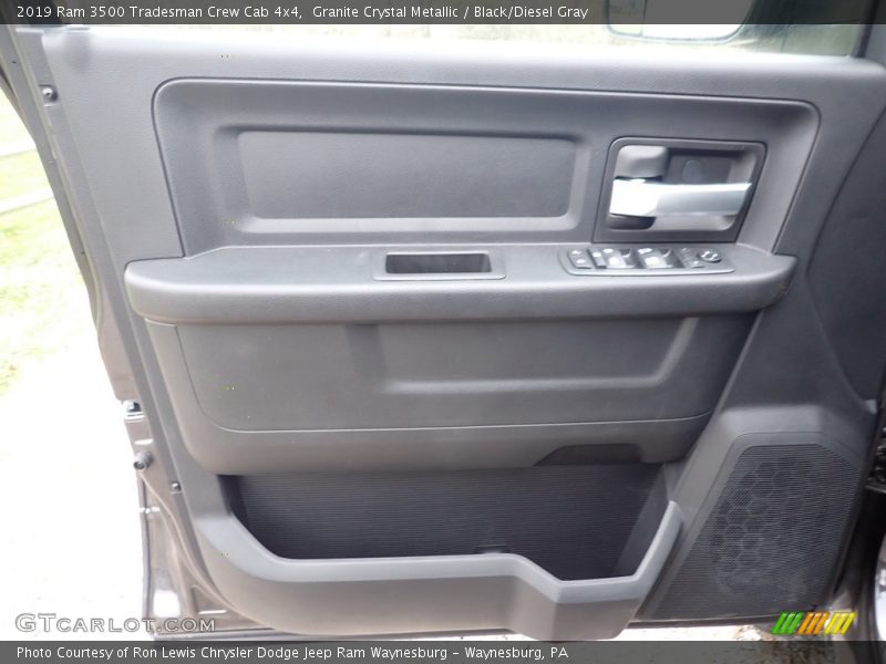 Granite Crystal Metallic / Black/Diesel Gray 2019 Ram 3500 Tradesman Crew Cab 4x4